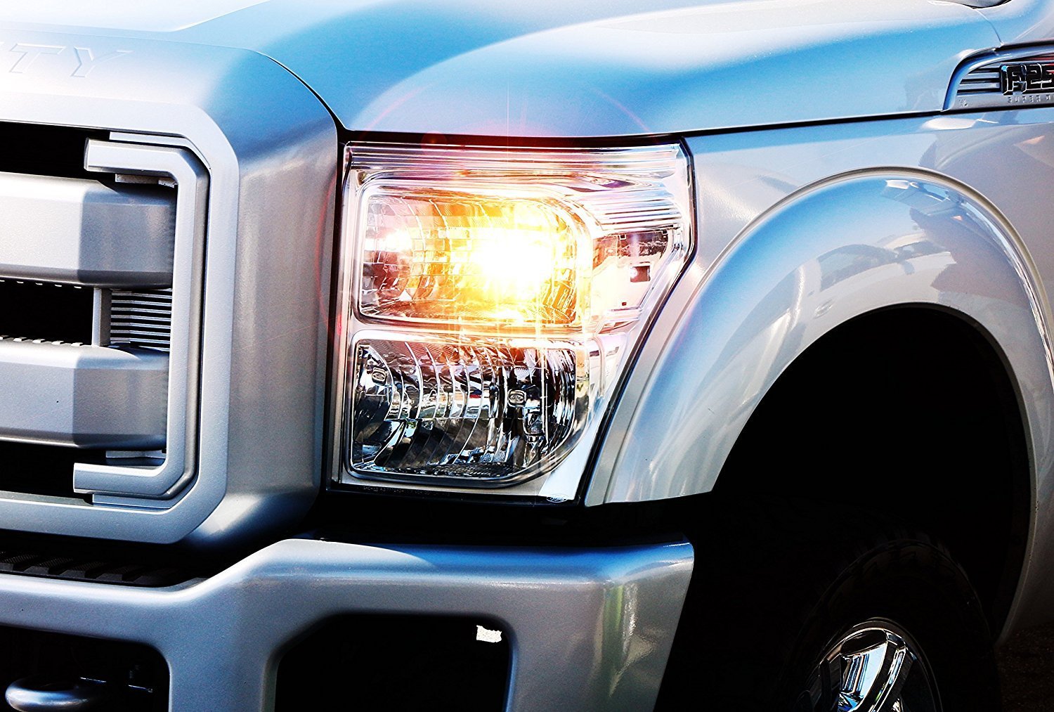 2013 Ford F150 Wrench Light