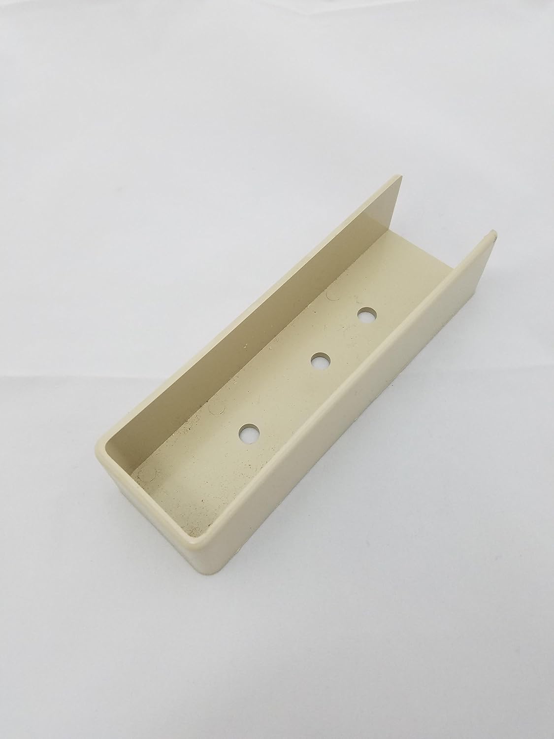 Amazon Com Vinyl Fence Rail Mount Bracket Box Of 10 2 X6 Almond Health Personal Care