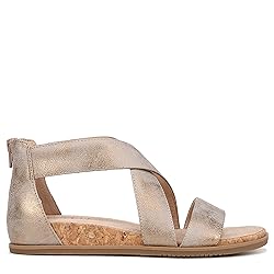 Naturalizer SOUL Women's Cindi Flat Sandal Gold