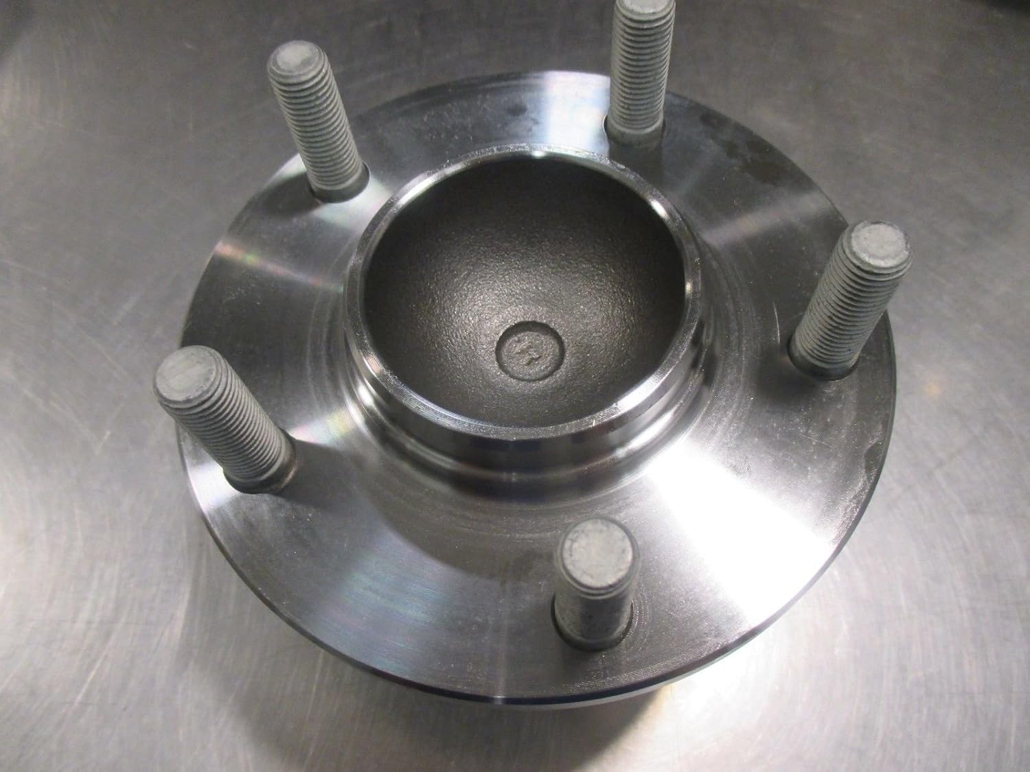 Amazon Com Mazda 3 5 New Genuine Oem Rear Bearing And Hub Assembly Bbm2 26 15xb Automotive