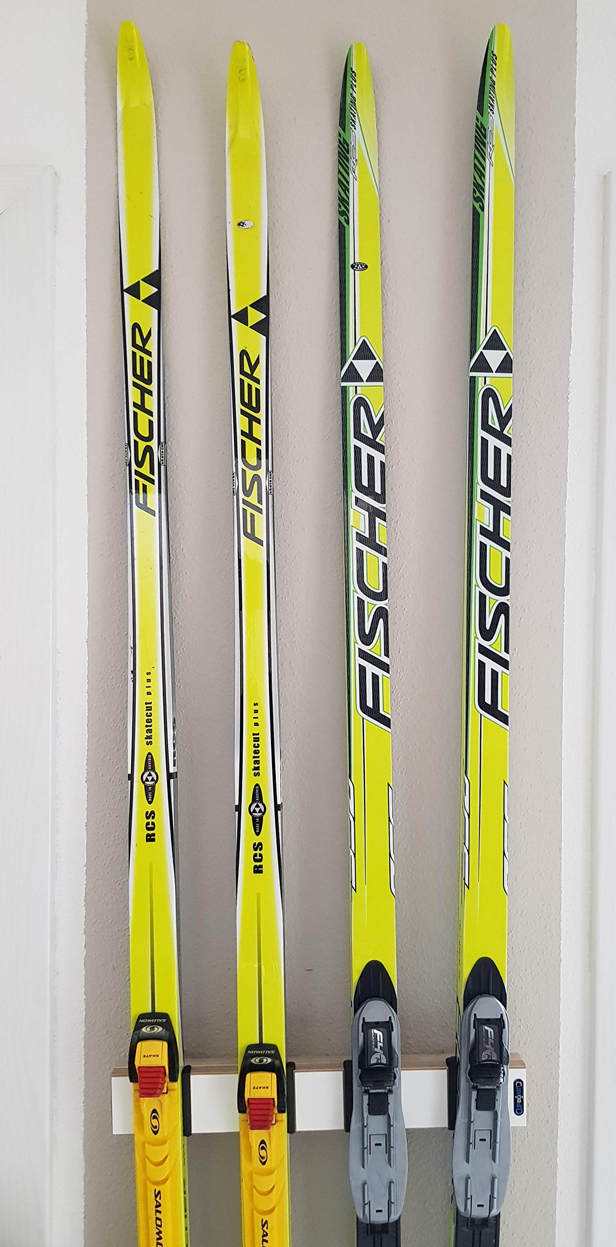 Clipboart ® Cross-Country Ski Wall Mount 2 Pairs Ski Wall Mount Bracket Horizontal Vertical Diagonal Wood