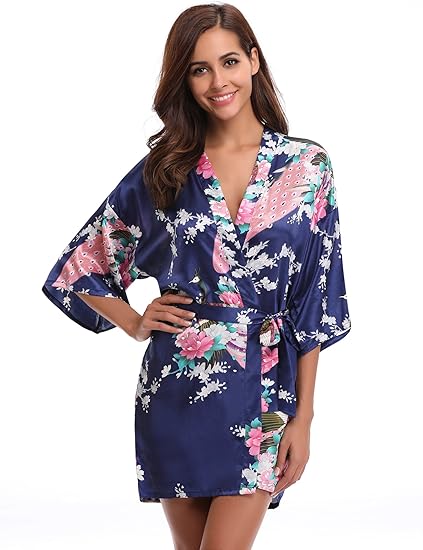 Aibrou Damen Morgenmantel Kimono Satin Kurz Nachtwäsche Bademantel Robe Schlafanzug Mit Peacock und Blumen