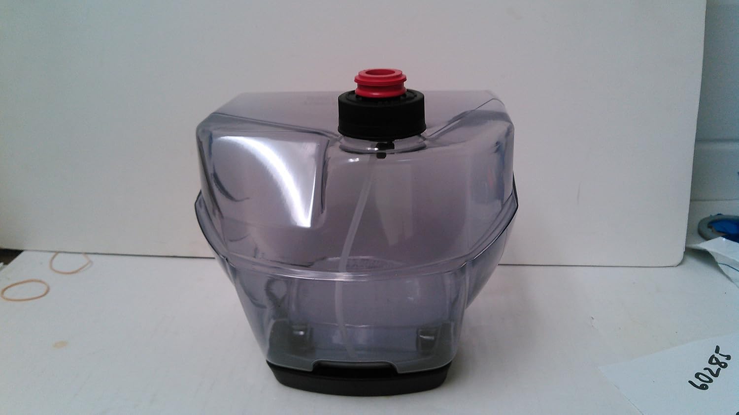 Bissell Tank With Cap. Replaces OEM#1600813
