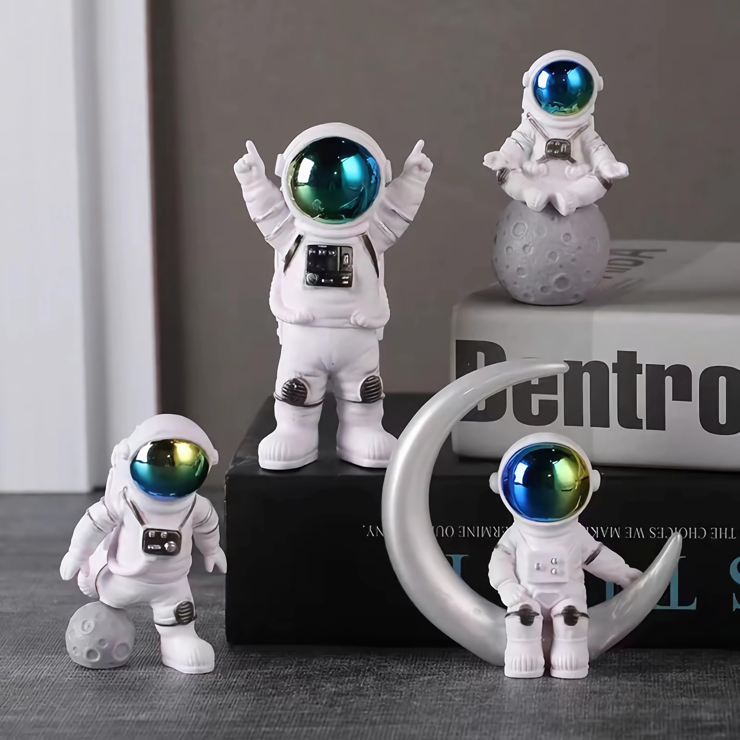 Gradient Astronaut Statues Set of 4, Cake Topper Spaceman Statues for Home Desktop Decor Space Theme Party Decorations-Gradient Color