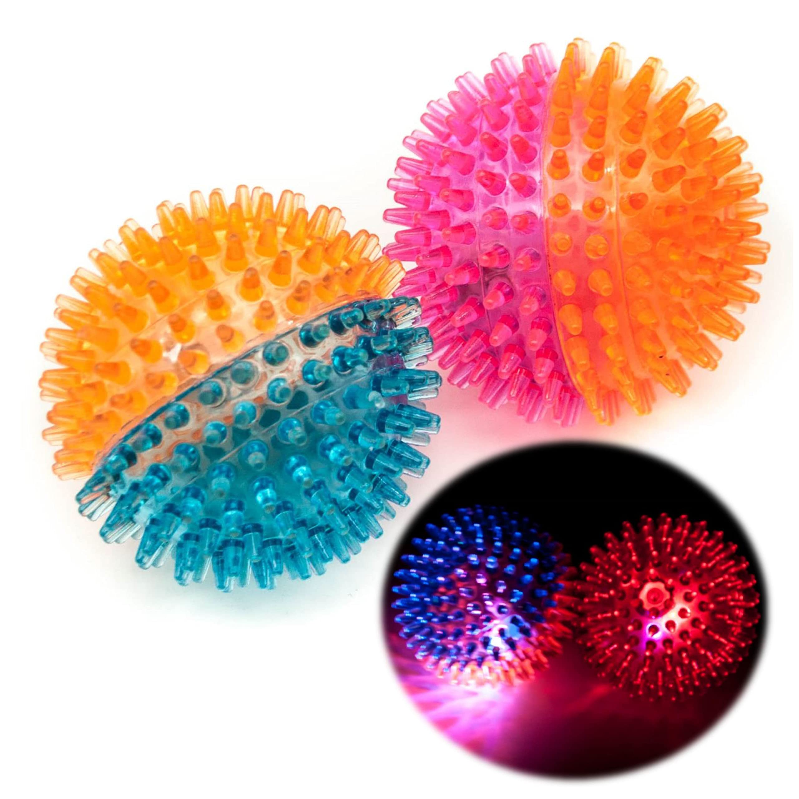 Petopedia 2x 10cm LIGHT UP Balls for Dogs with Flashing Feature – Dog Chew Toys, SQUEAKY Ball, Spikes, Teething Toy, Interactive Play in Dark, Boredom, Pet Stimulation (4 inches (Pack of 2))