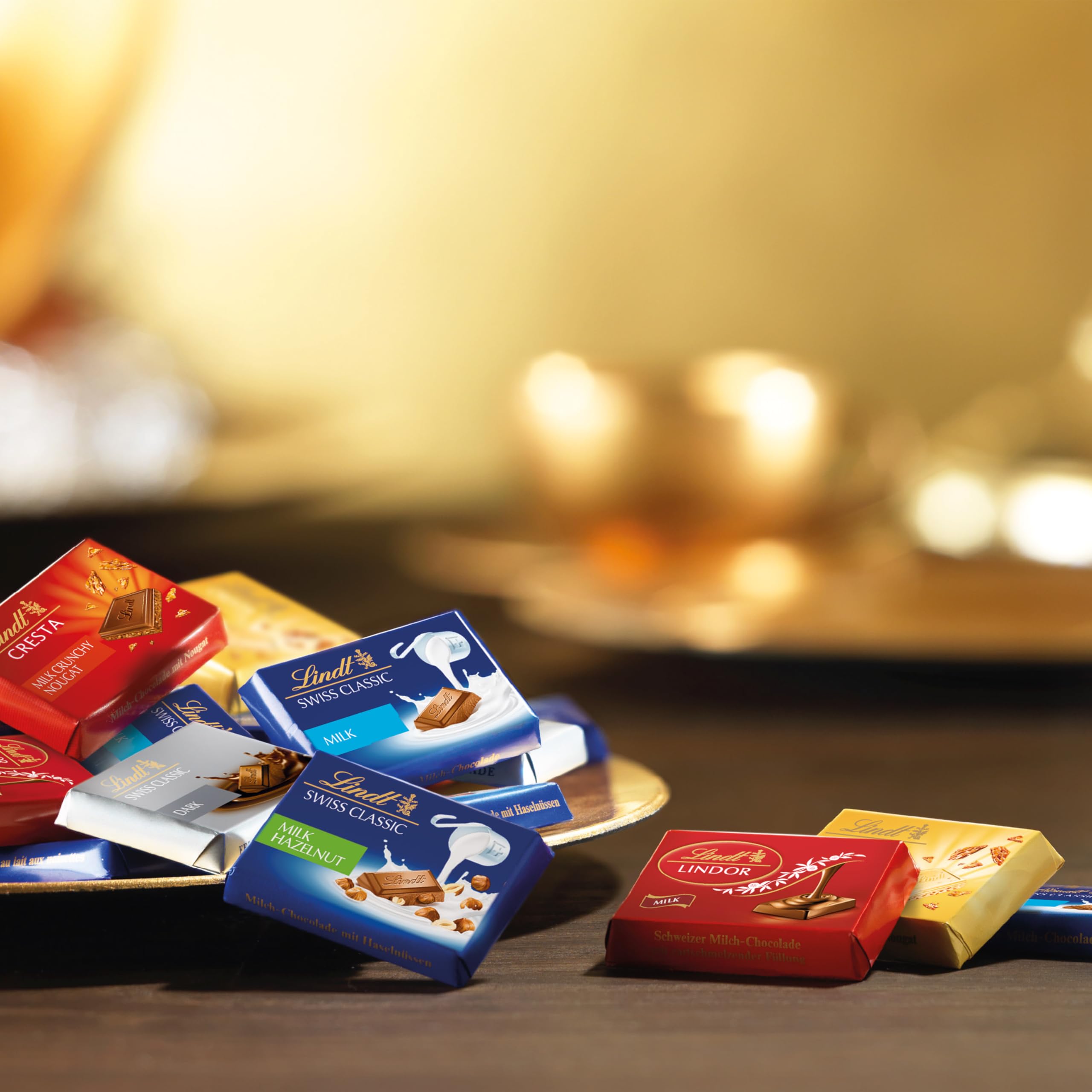 Lindt Schokolade | Napolitains Mini Schokoladentafeln Beutel | 1 kg | kleine zartschmelzende Schokoladen-Täfelchen in 6 Sorten | Schokoladen-Geschenk zum Teilen 2