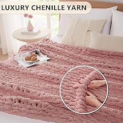 L'AGRATY Chunky Knit Blanket