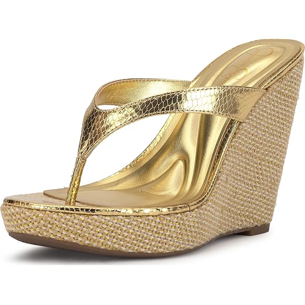 Sandali con la zeppa Steve Madden in promozione su