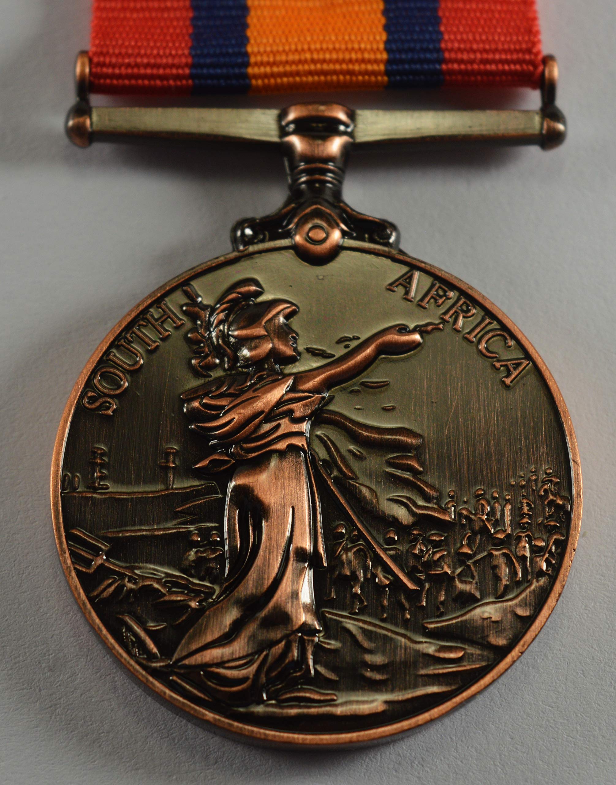 The Commemorative Coin Company Queen's South Africa War Medal Replica in Bronze. Victoria, Second Boer War
