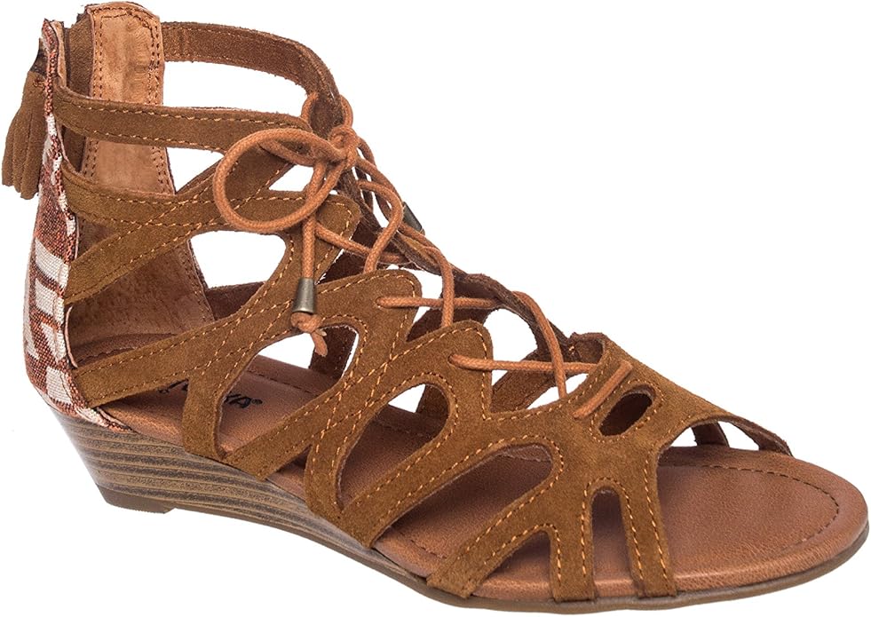 minnetonka gladiator sandals