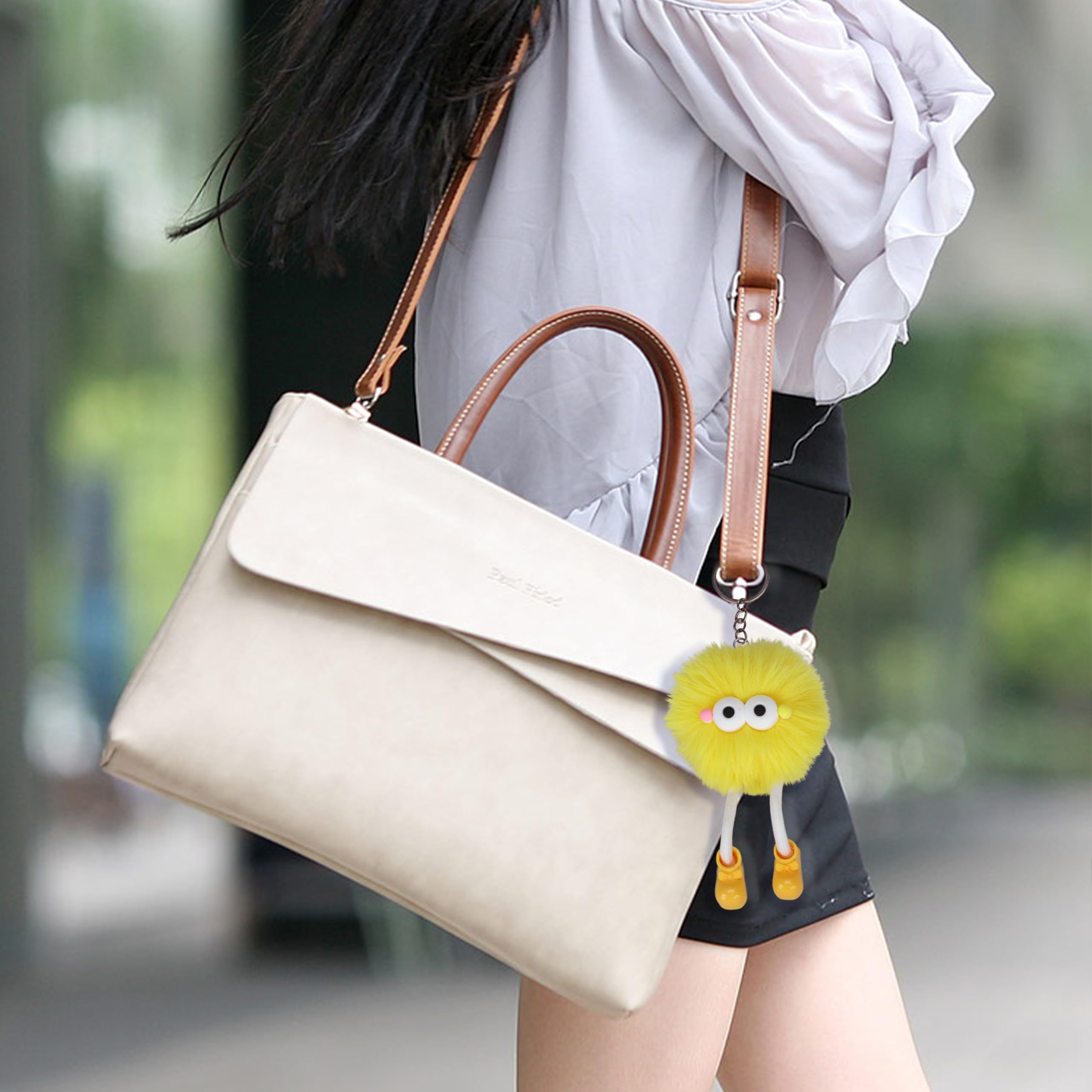 24 PCs Kids Keychains - Keychain Cute for Birthday Christmas Gifts for Grandkids Stocking Stuffers for Kids Goodie Bags Pinata Toys Classroom Prizes Elementary Carnival Prizes in Bulk Party Favors