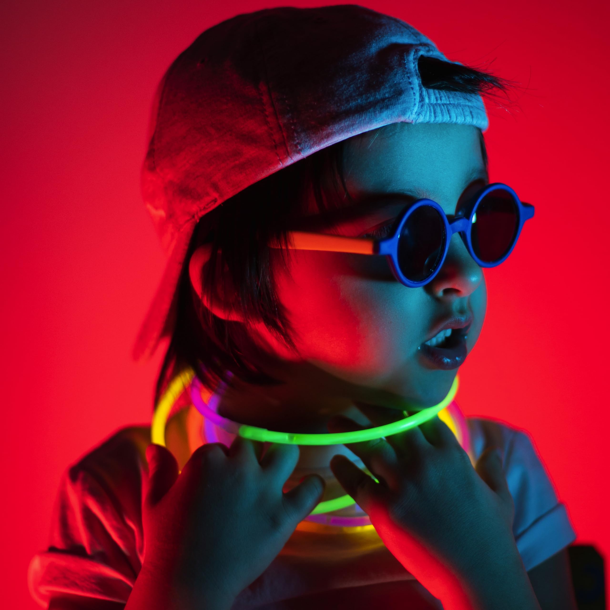 Glow Fever Glowsticks Bulk 1200pcs Party Pack includes 600 8