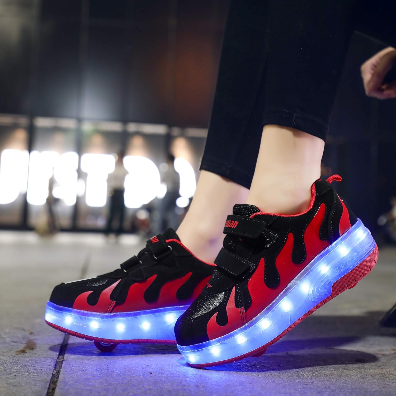 Multisports outdoor Chaussures et Sacs Axcer LED Chaussures de