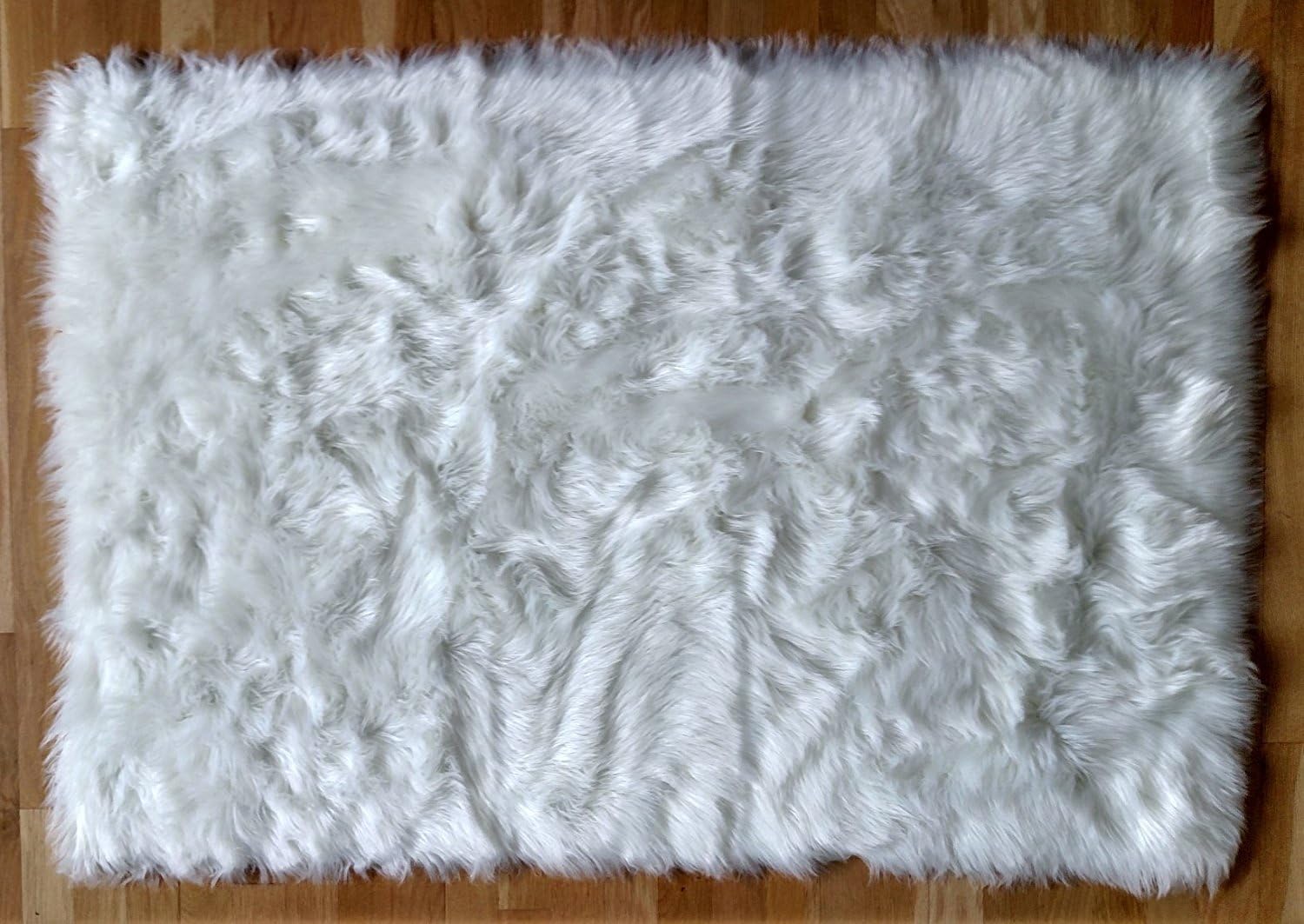 HomeWorx Faux Fur Rug Sheepskin White Area Rug 4'x6' Shaggy Rug