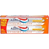Aquafresh Extreme Clean Whitening Action Fluoride Toothpaste for Cavity Protection, 5.6 ounce Twinpack (Two 5.6oz tubes)