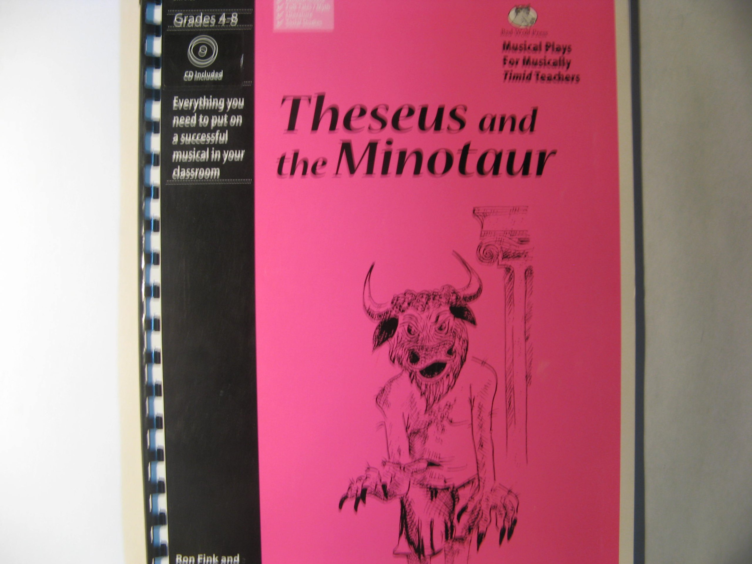 Theseus And The Minotaur A Musical Play For Kids Script Teacher S Guide And Cassette Disc With Songs And Instrumental Acpaniment Fink Ron 9781886588127 Books