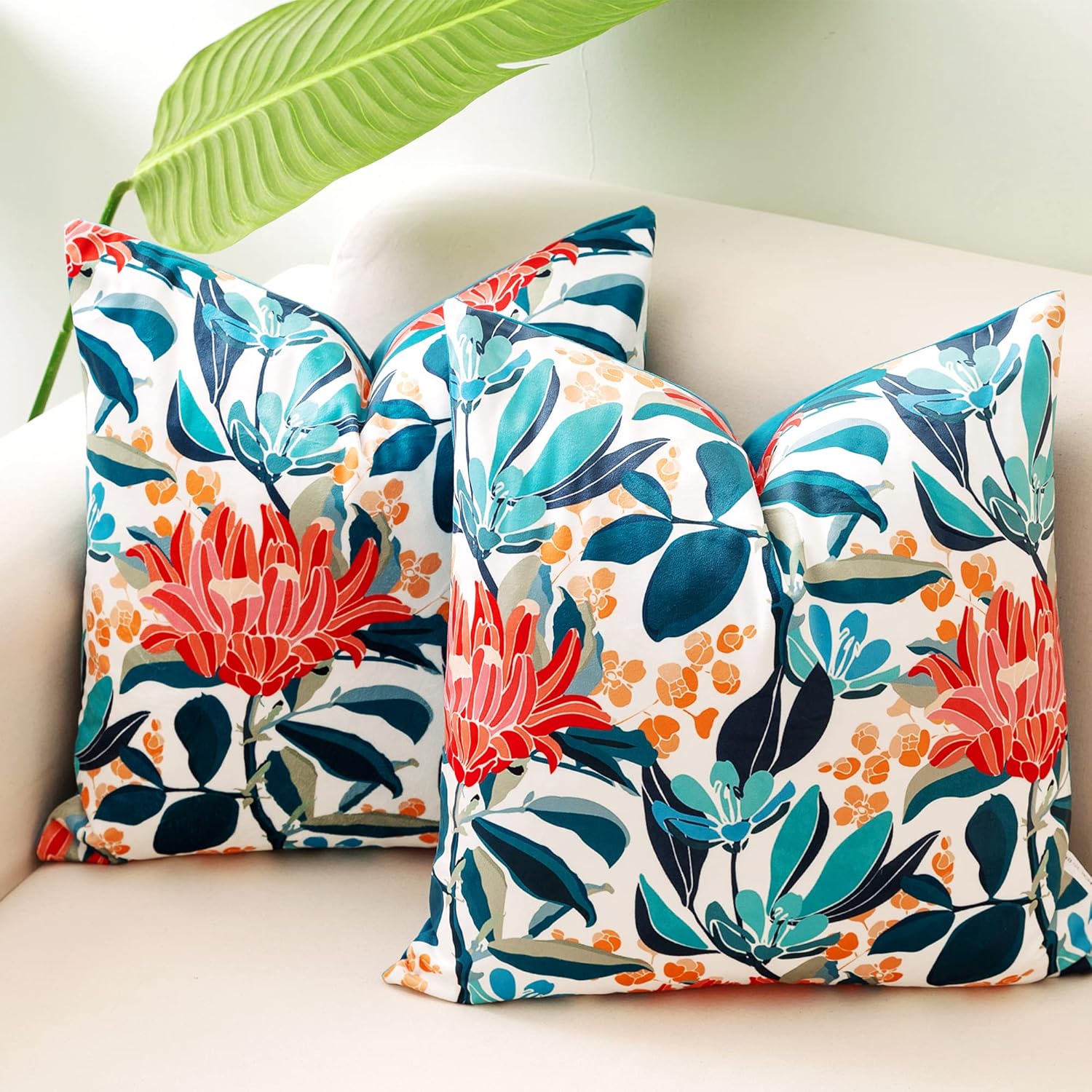 VROOMIUM Throw Pillow Covers-Teal Velvet Pillow Covers Blue 18x18 inch for Couch, Decorative Flowers Pattern Cushion Case for Sofa, Accent Pillow Cover: Home & Kitchen