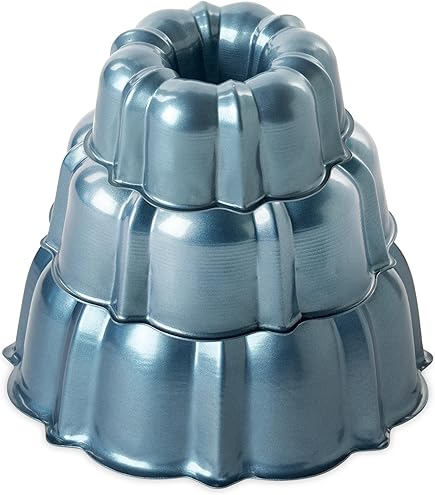 Nordic Ware のお城のケーキ型 Castle Bundt Pan Castle Bundt® Pan | Cast Aluminum Bakeware | Nordic Ware