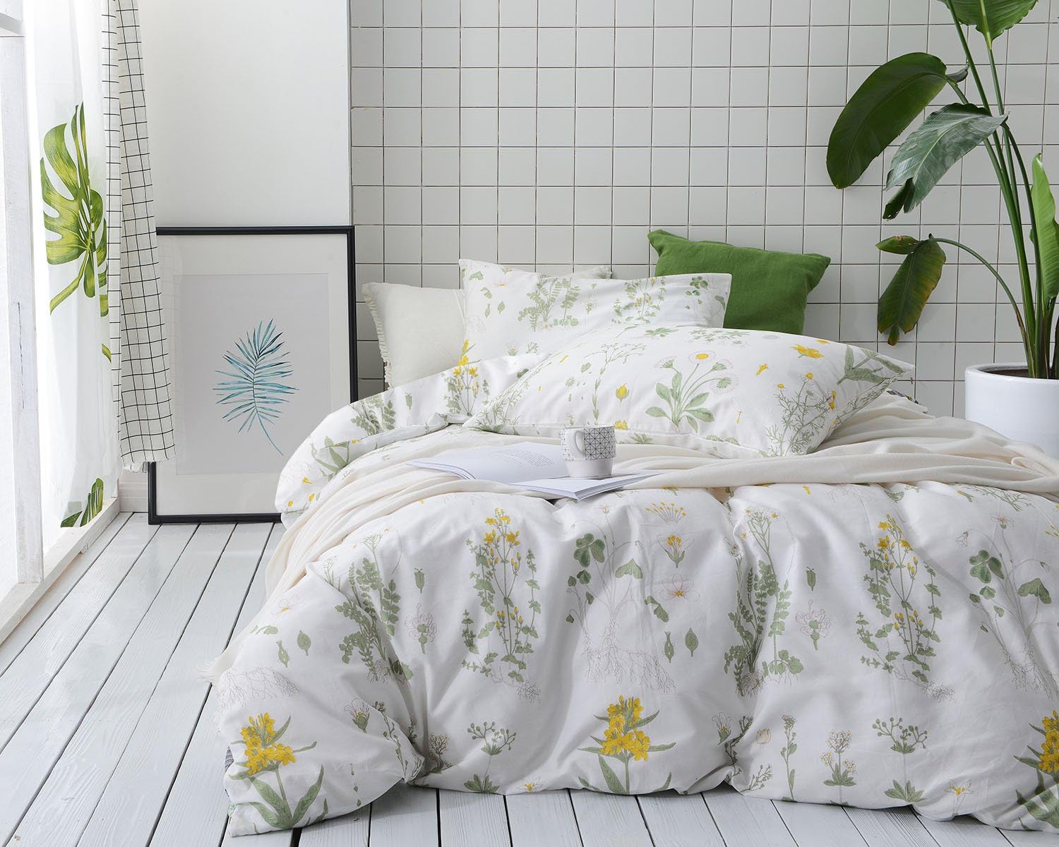 Wake In Cloud - Botanical Comforter Set, 100% Cotton Fabric with Soft Microfiber Fill Bedding, Yellow Flowers and Green Leaves Floral Garden Pattern Printed on White (3pcs, Queen Size): Home & Kitchen