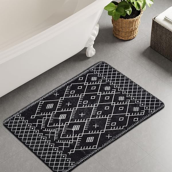 UPHOME BOHO BATHROOM RUGS, 24X36 INCH COMFY VELET BLACK BATH MAT, BATH RUGS NON SLIP WASHABLE, MOROCCAN GEOMETRIC FARMHOUSE SHOWER RUG FOR BATHROOM SINK TUB TOILET