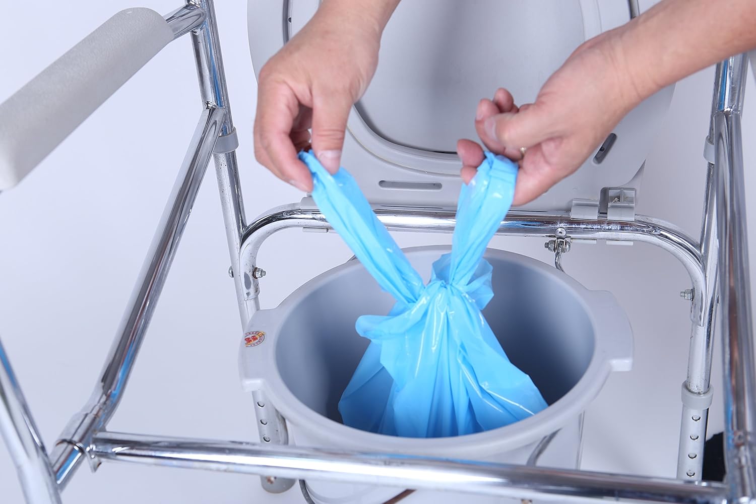 Medustry Commode Liners with Super Absorbent pad, 60 Liners. $0.50 per Liner. Instantly Convert Human Waste into Gel: Health & Personal Care