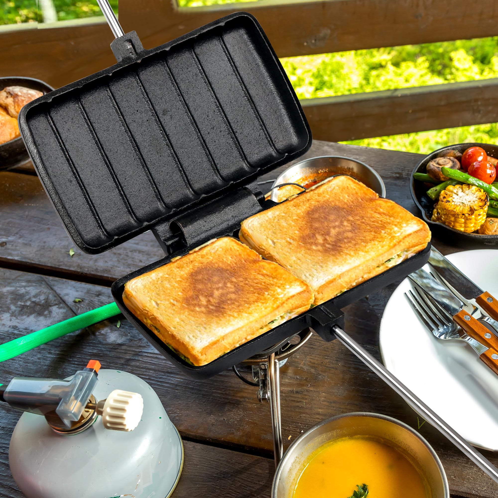 Double Pie Irons for Camping Cast Iron, Portable Mountain Campfire Pie Maker, Cast Iron Campfire Pudgy Maker, Sandwich Press for Camping