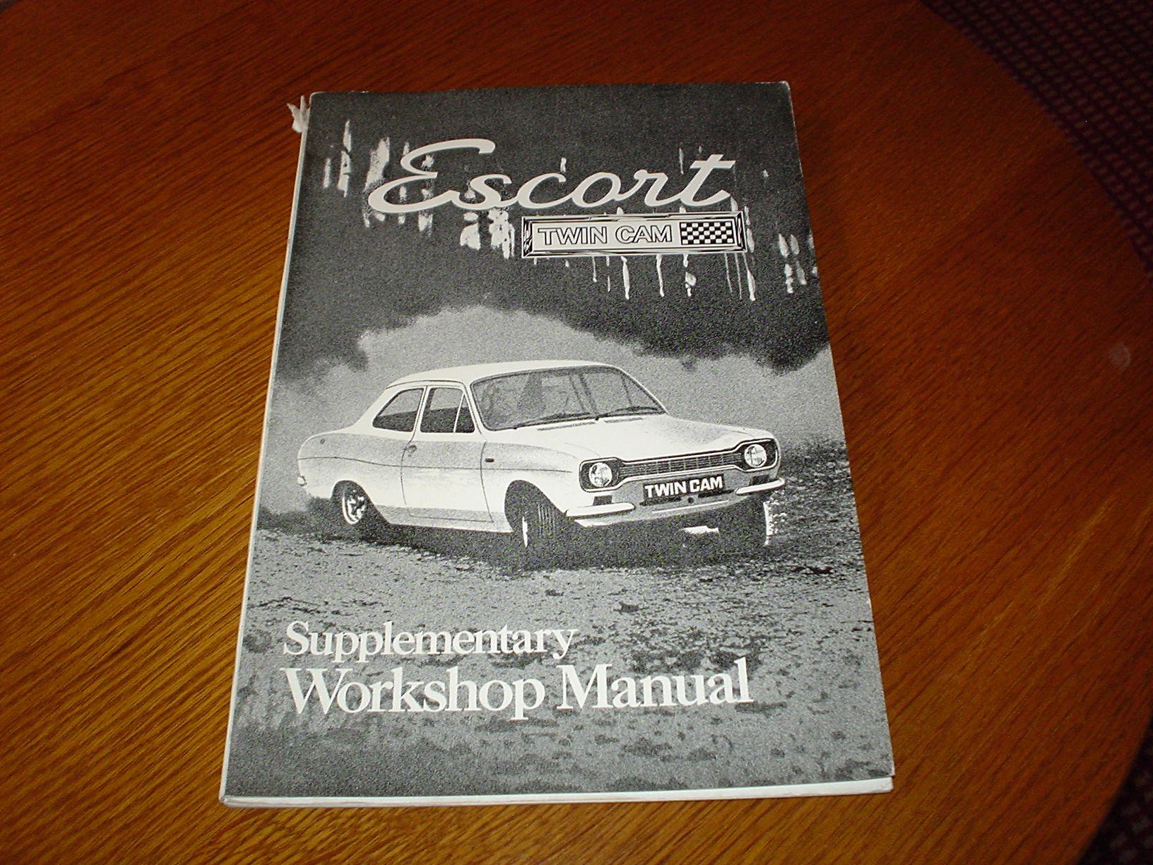 FORD ESCORT Mk1 TWIN CAM OWNERS REPAIR MANUAL - KENT CROSSFLOW ENGINE  (LOTUS) - (OWNER'S REPAIR HAND BOOK HANDBOOK MANUAL) Paperback – 1970