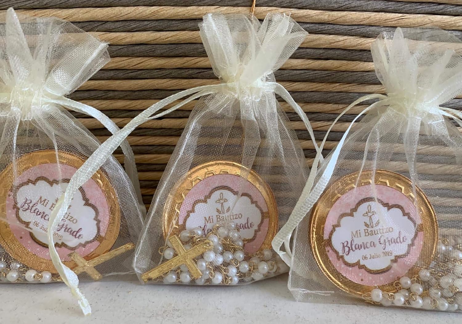 Rosario con Moneda de Chocolate Recuerdo de Bautizo, comunion 10 piezas