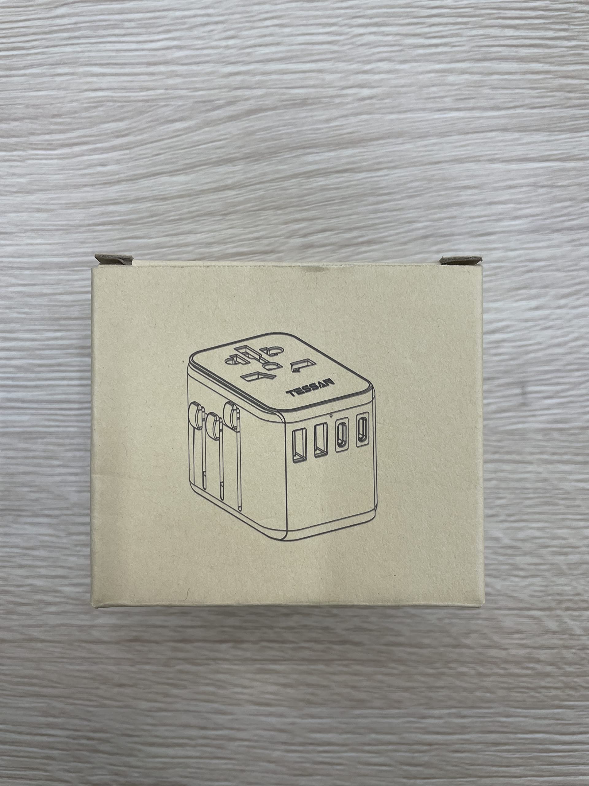 TESSAN Universal Travel Adapter Worldwide with 2 USB C and 2 USB A Ports, Universal Plug Adaptor UK to World, International Adapter for EU, USA, UK, Australia, Thailand etc. not a Voltage Converter