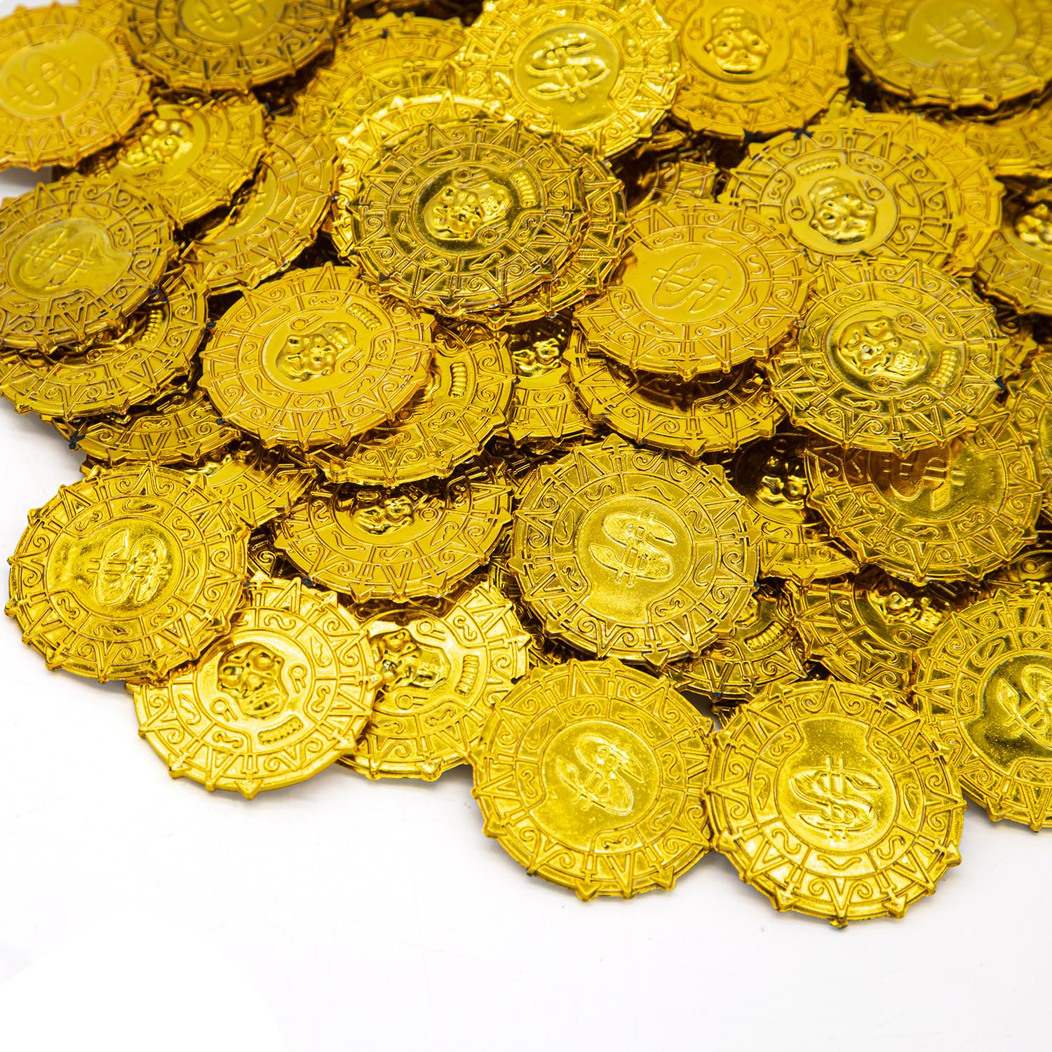 CHEERYMAGIC 100PCS Pirate Gold Coins, Pirate Treasure Coin, Plastic Pirate Coins for Kids Treasure Hunt Coins Fake Coins for Pirate Adventure Themed Event Halloween Pirate Party Supplies A9HDJB100