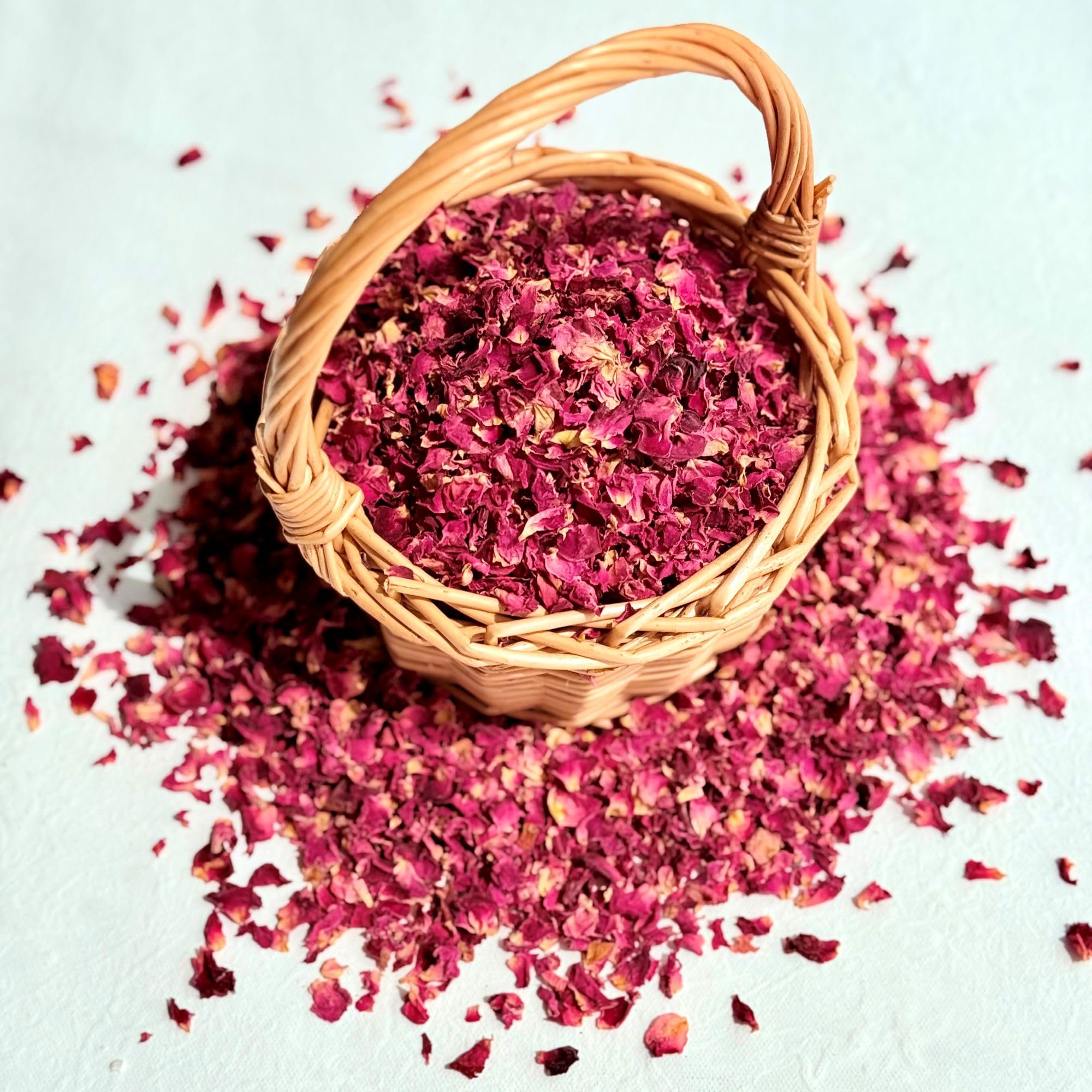 Natural Petal Confetti - 1 Litre - Burgundy Red Rose - Biodegradable (12)