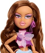 Bratz Fashion Pixiez Yasmin Collectible Doll with Wings Ring Accessory Purple view 3