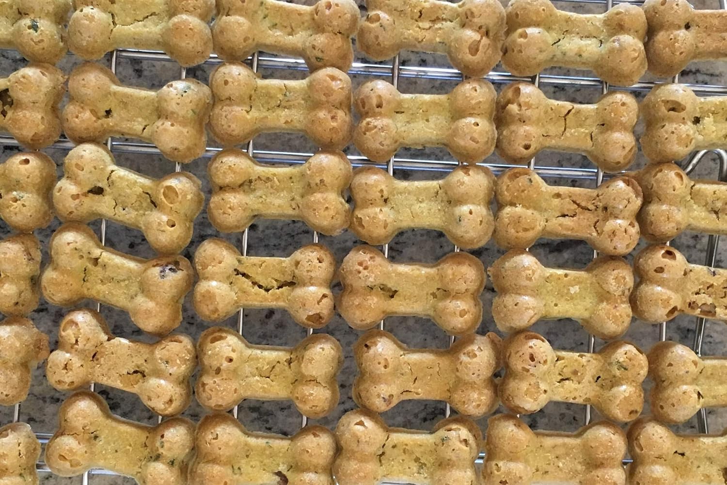 For dogs with CHF Chicken Low Sodium Dog Treats Variety 3 Pack Beefy