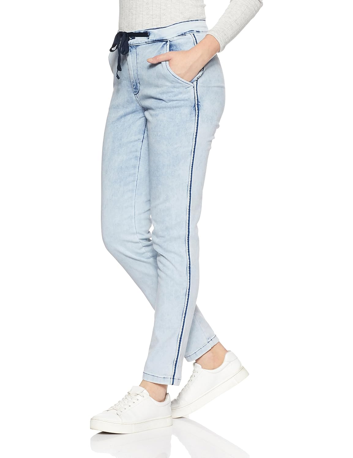 levis women's tapered fit jeans