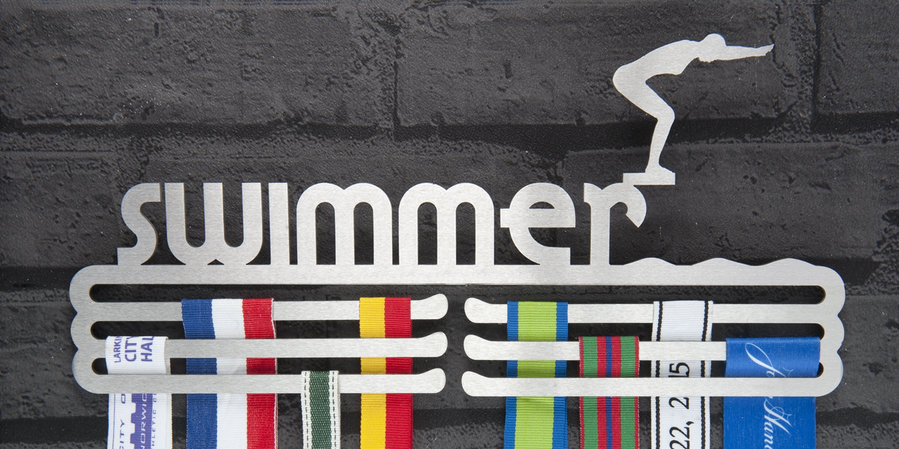 The Runners Wall Medal Hangers - Medal Holder – Medal Display - Swimming Medal Holder - Swimming Medal Hangers- Gifts For Swimmers - Swimming Medal Holders - Swimming Gifts