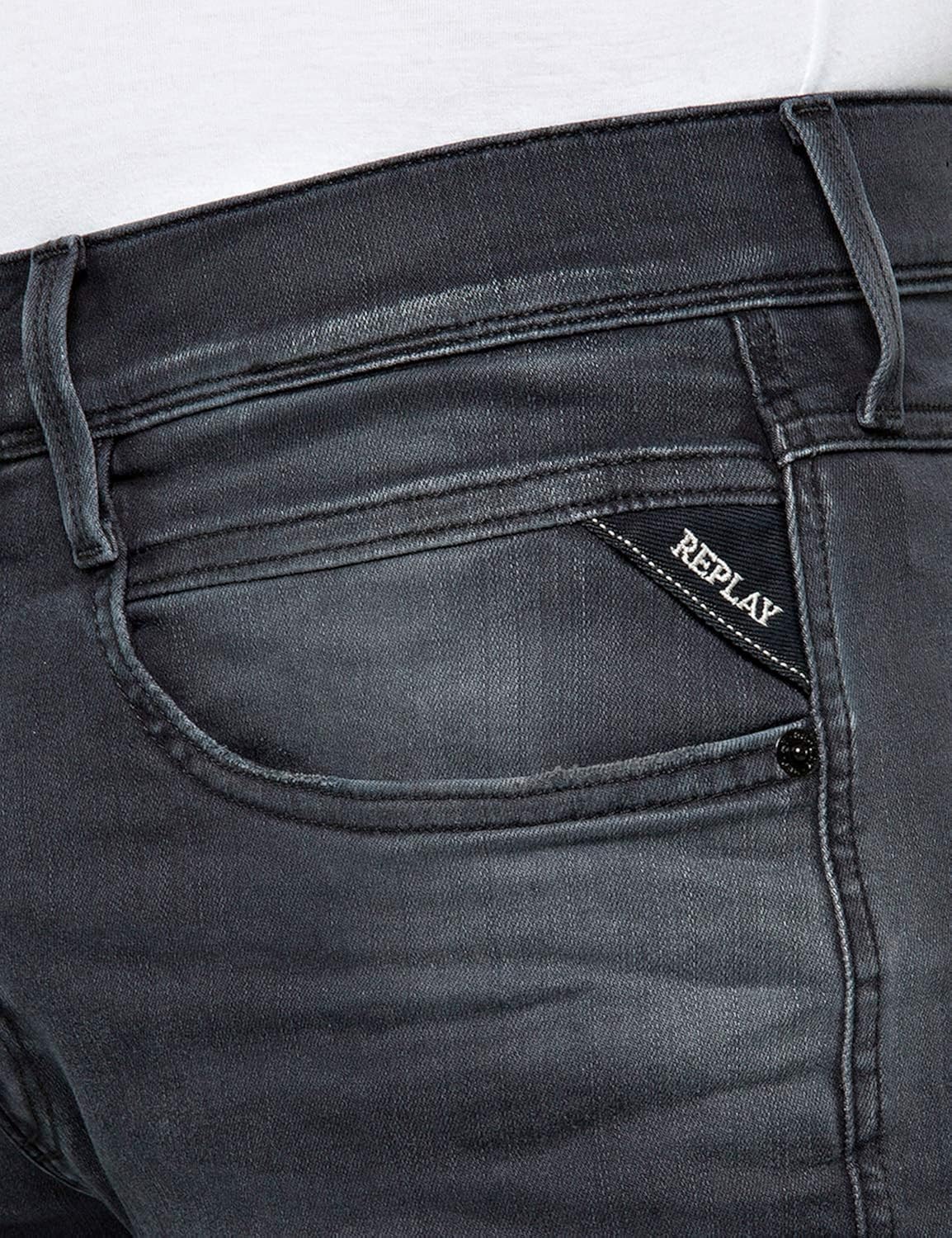 black plain cargo trousers