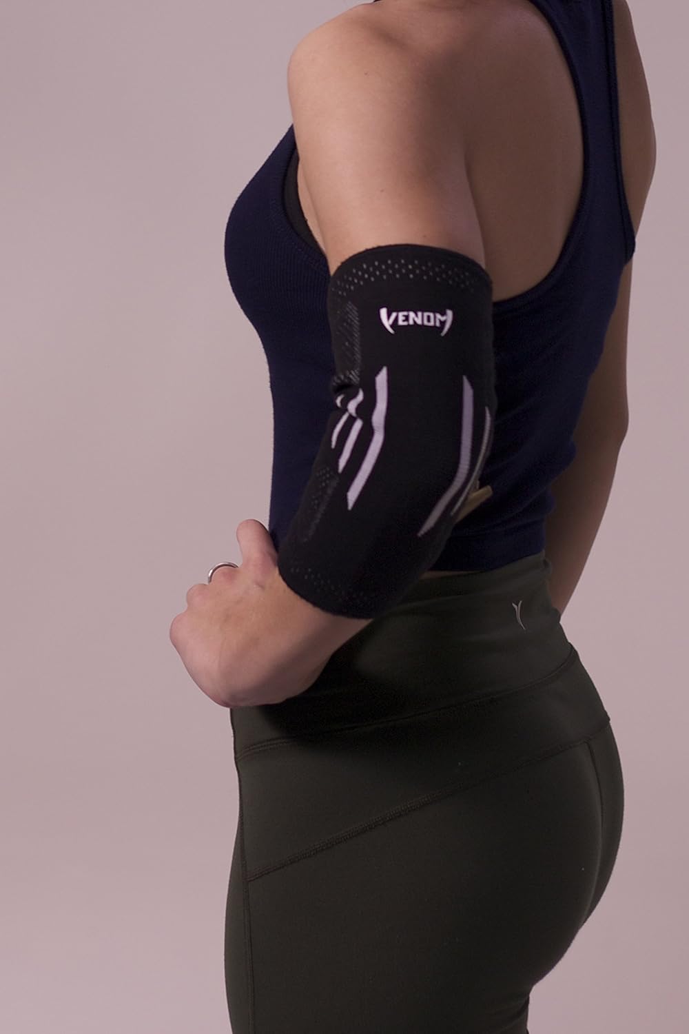 Venom Elbow Brace Compression Sleeve - Elastic Support, Tendonitis Pain, Tennis Elbow, Golfer's Elbow, Arthritis, Bursitis, Basketball, Baseball, Football, Golf, Lifting, Sports, Men, Women (Large): Health & Personal Care