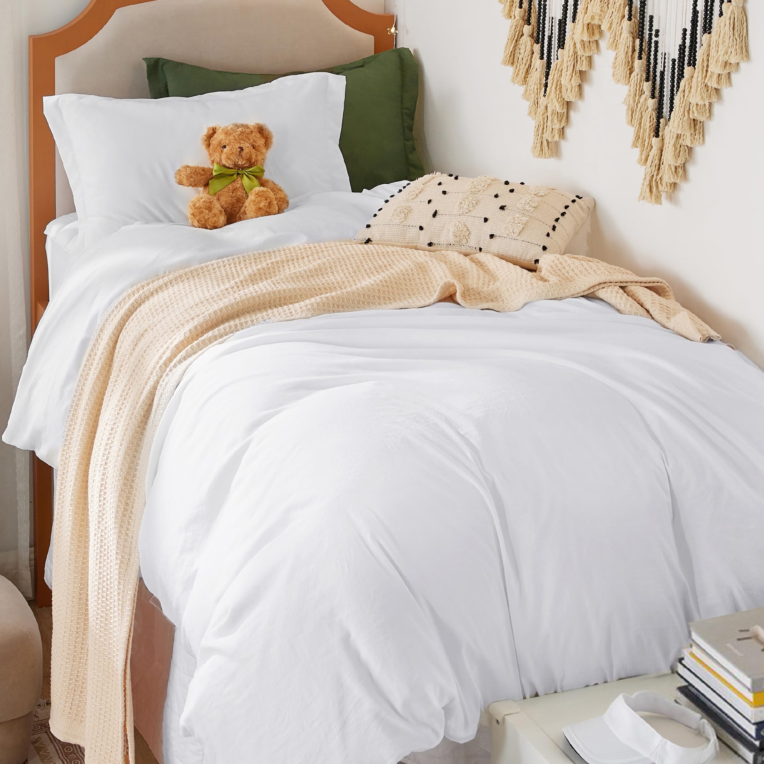 Bedsure Duvet Cover Twin/Twin XL Size - 2 Pieces Prewashed Cotton-Like Polyester Extra Soft Bedding Set, Includes 1 Duvet Cover 68"x90" with Zipper Closure & 1 Pillow Sham, White, No Comforter