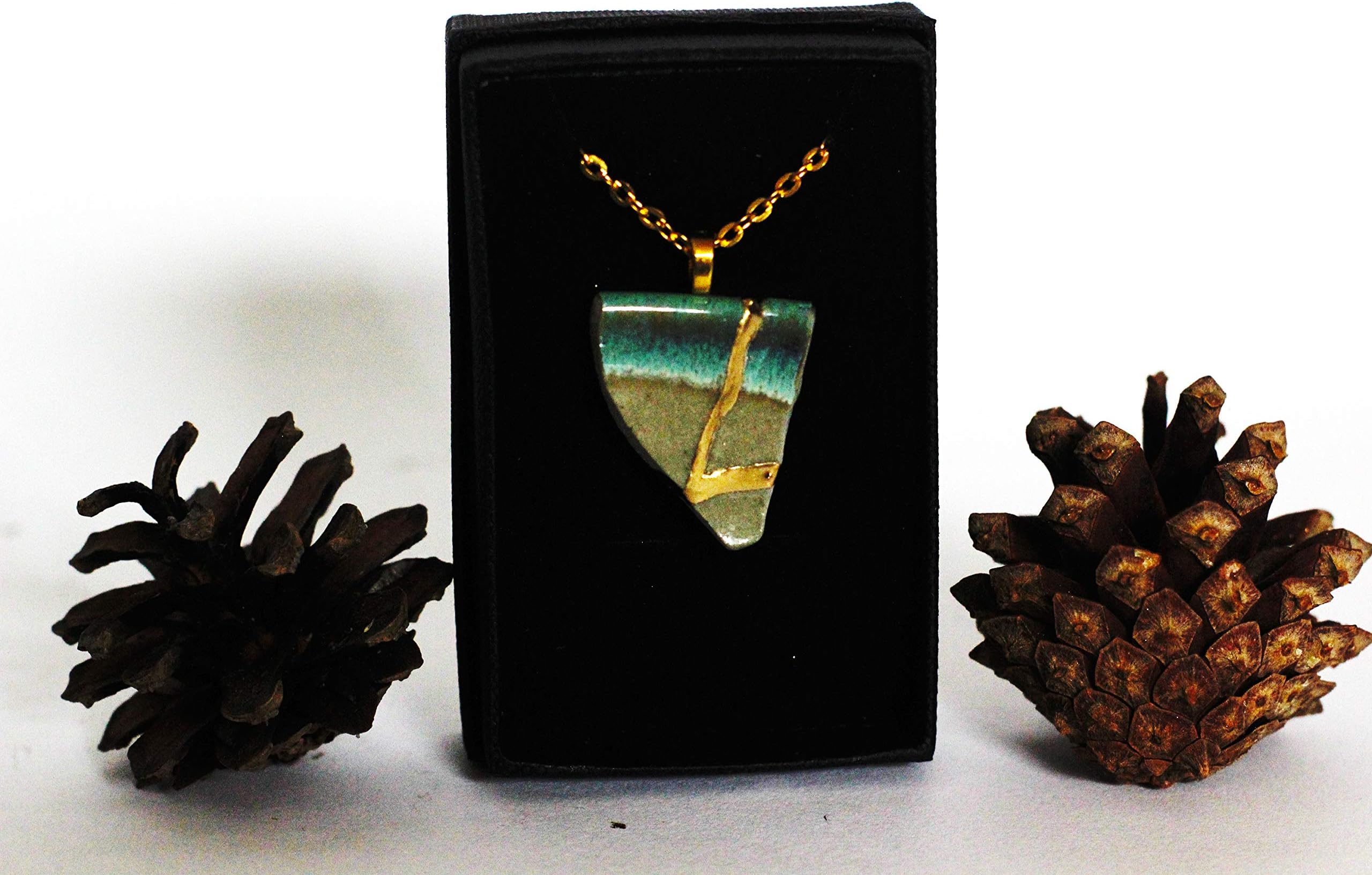 Kintsugi - Turquoise Vines Necklace