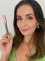 Revolution Beauty London Makeup Revolution Extra Hold Brow Glue view 6