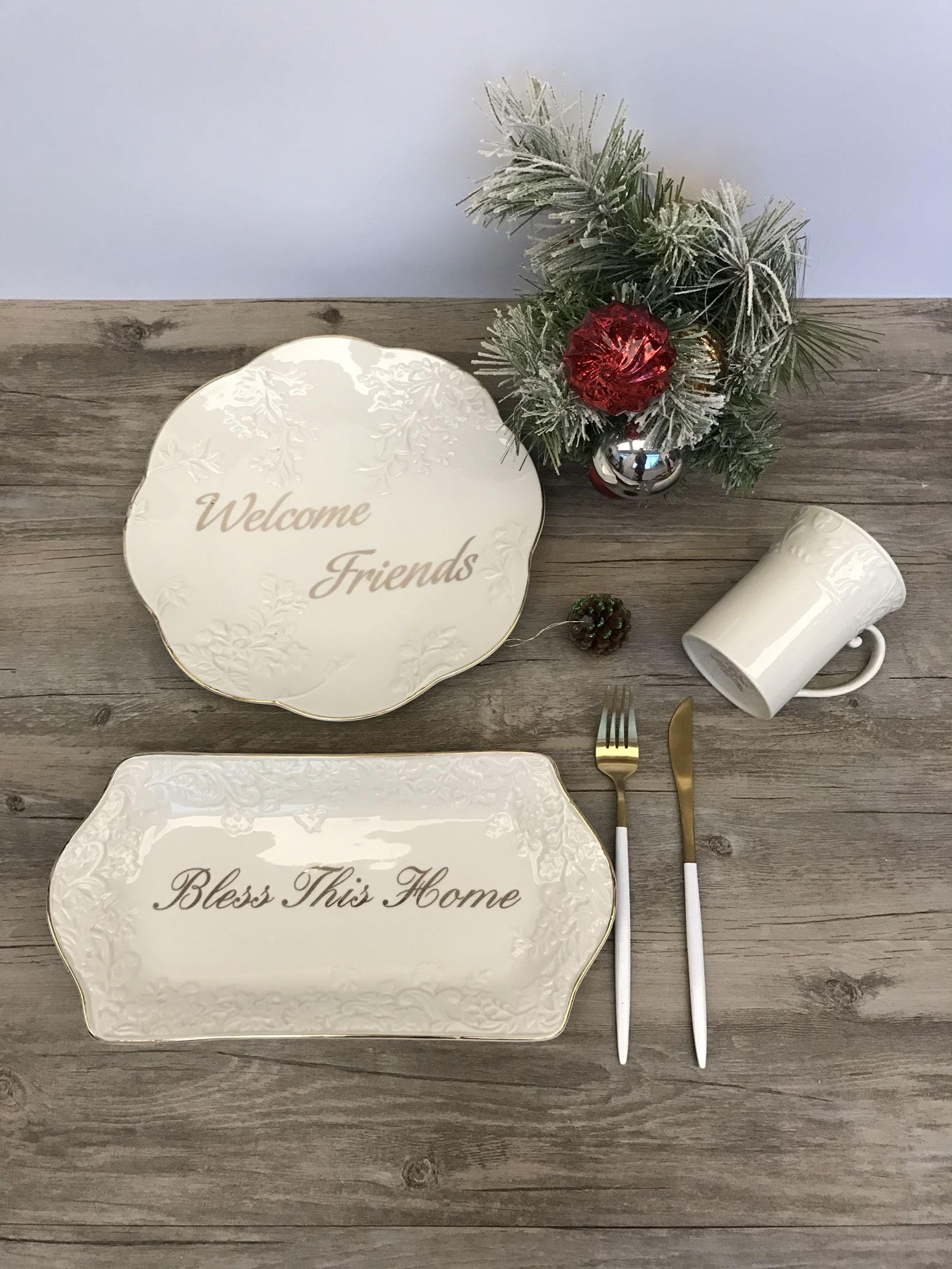 Cunguang Ceramic plate embossed Christmas dessert plate gold plate dental porcelain tableware,rectangular plate