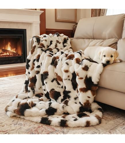 Faux Cowhide Throw Blanket (4.2 x 5.3 ft) - Faux Fur Throw Blanket
