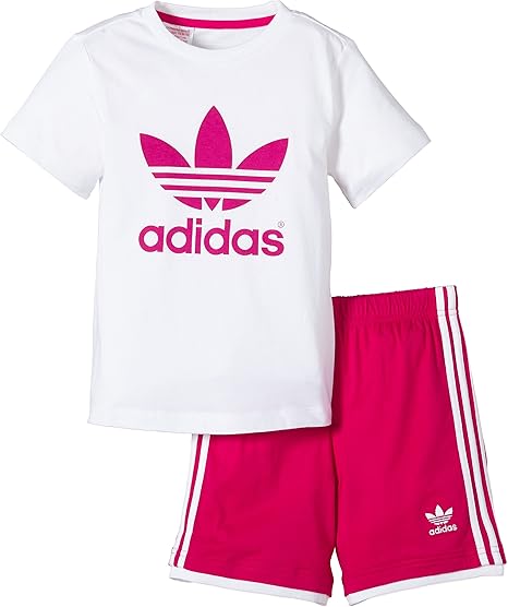 maglia e pantaloncini adidas