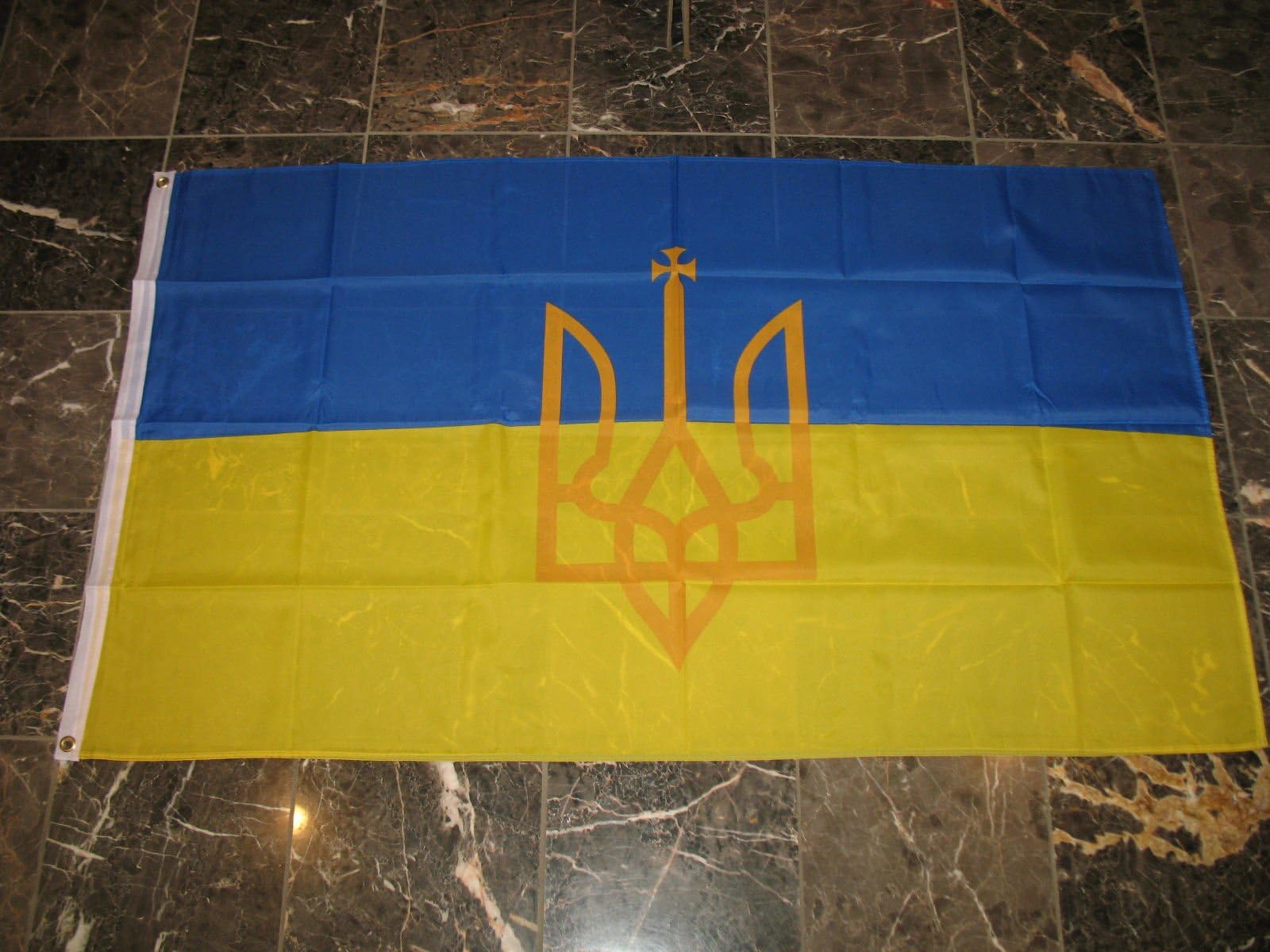3X5 Ukraine Ukrainian Trident Large Ensign Nylon / Poly Blend Flag 3'X5' Banner