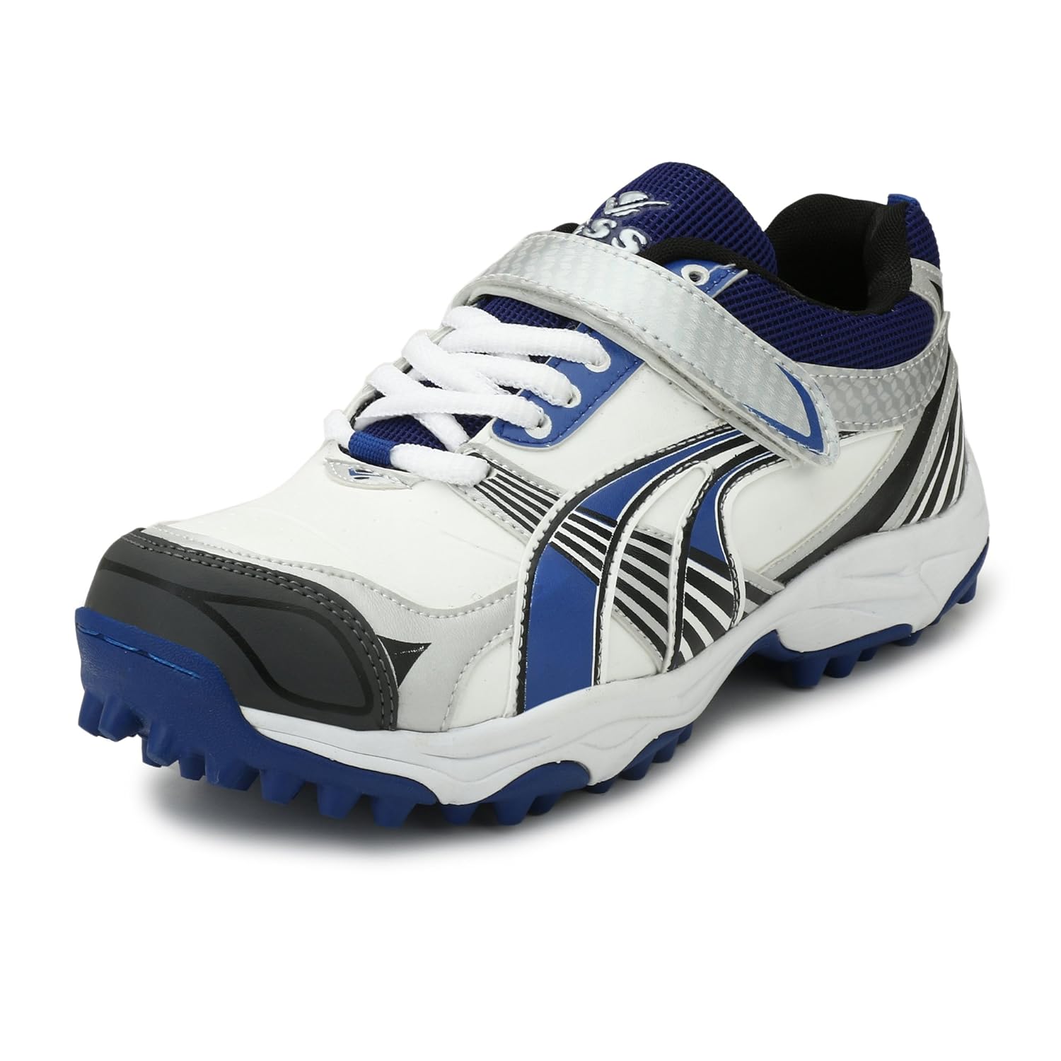 ess cricket shoes