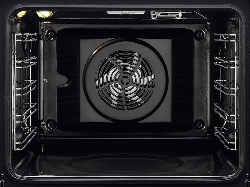 Forno de convecção elétrico electrolux eoh3h54x, multifuncional, churrasqueira integrada, série 300, 7 funções, cozimento multinível, limpeza aquaclean, capacidade de 72 l, aço inoxidável anti-impressões digitais, classe a +