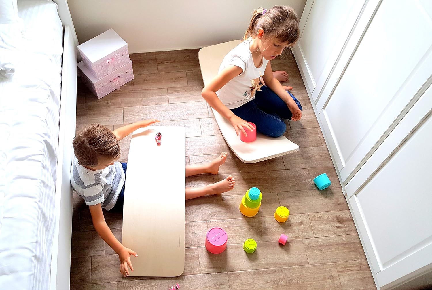 LuckIn 32-Inch Natural Wooden Balance Boards, Waldorf Wobble Toys for Toddlers, Kids and Adults to Rock on, Include 2-Pack Natural Cherry Wood Toys Clips : Sports & Outdoors