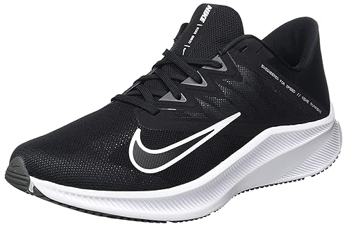 Nike Quest Sports Shoes Men Black/White Running Shoes in