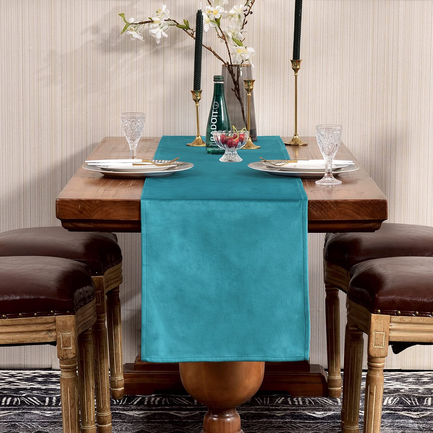 SEASHORE TREE Sky Blue Table Runner Velvet Machine Washable Kitchen Dining Table Decoration Dresser Scarf for Home Party Decor 35x240 cm