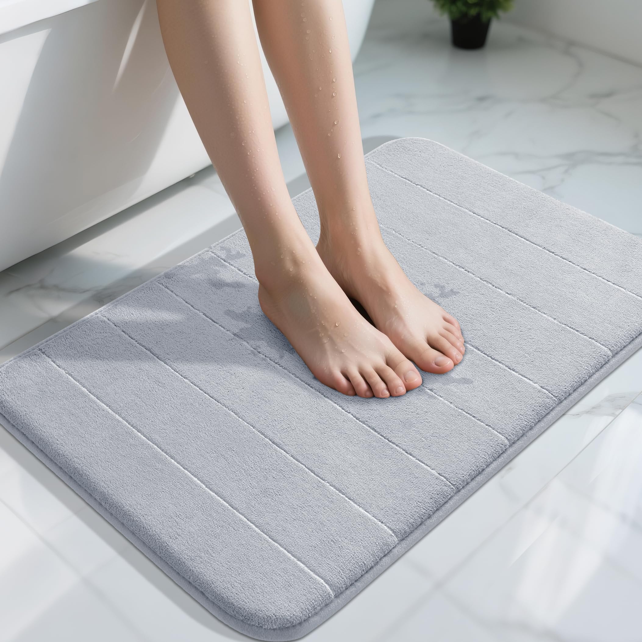Yimobra Memory Foam Bath Mat Large Size, Soft and Comfortable, Super Water Absorption, Non-Slip, Thick, Machine Wash, Easier to Dry for Bathroom Floor Rug, Silver, 51 x 81 cm